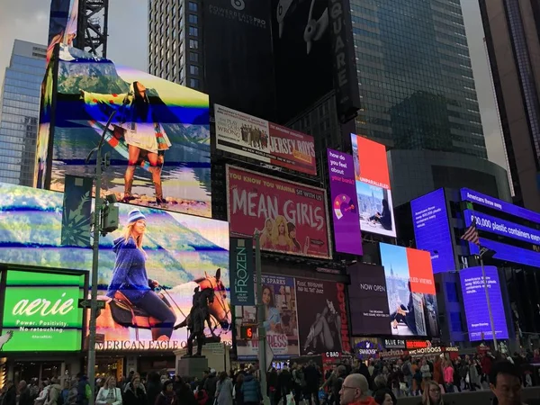 Nueva York Nov Times Square Presentado Con Broadway Theaters Carteles — Foto de Stock