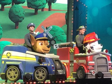 10 Kasım 2019 'da Stamford, Connecticut' taki Palace Theater 'da Paw Patrol Live Show' da görüldü..