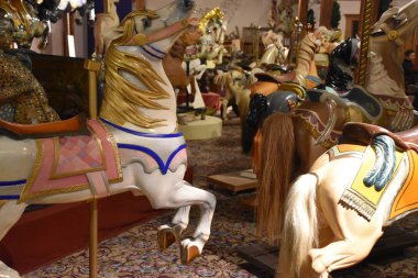 BRISTOL, CT - 28 Aralık 2019 'da Bristol, Connecticut' taki New England Atlıkarınca Müzesi.