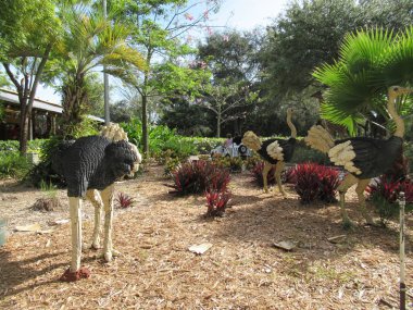 WINTER HAVEN, FL NOV 26: 26 Kasım 2019 'da Winter Haven, Florida' daki Legoland tema parkında görülen Safari Trek. Parkların binişlerinin hepsi Lego temalı; birçoğu Lego tuğlalarından yapılmış gibi gösteriliyor..