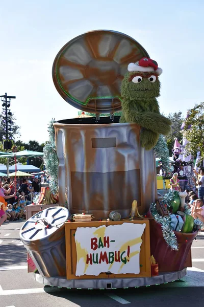 Orlando 11月27日 2019年11月27日 佛罗里达州奥兰多附近奥兰多的Sesame Street Christmas Parade Sesame Street Land — 图库照片