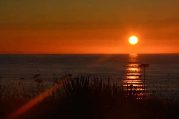 Sonnenuntergang über der Pazifikküste — Stockfoto