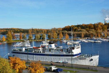 Lappeenranta harbour adlı büyük yolcu gemisi