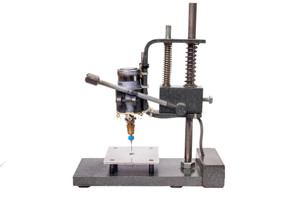 Máquina de perfuração PCB caseiro isolado no fundo branco Fotos De Bancos De Imagens