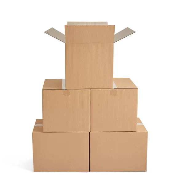 Коробка пакет доставки картонний стек — стокове фото