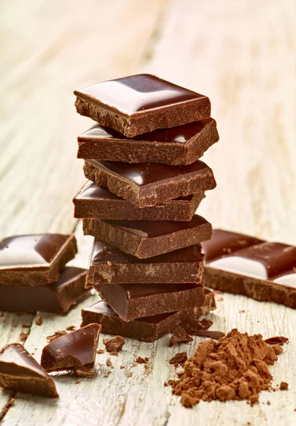 Gros Plan Morceaux Chocolat Sur Fond Bois — Photo