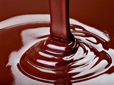 çikolata şurubu tatlı yiyecek