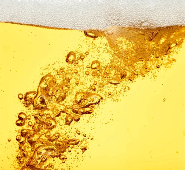 Bira closeup alkol içki içecek — Stok fotoğraf