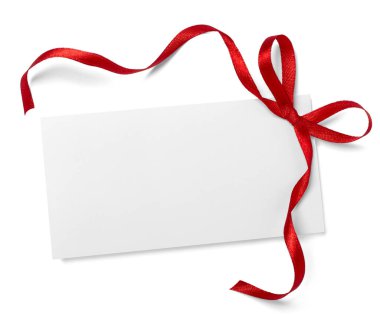 Beyaz arkaplanda kurdele olan bir not kağıdını kapat