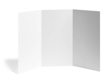 Beyaz arkaplan üzerine katlanmış boş bir broşürü kapat 