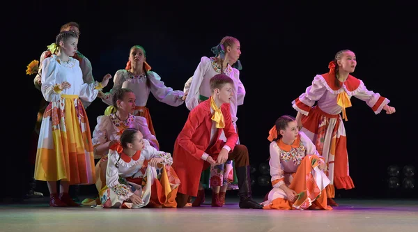 Russia Petersburg 2018 Children Dance Group Festival Flowers Life Dance — Stock Photo, Image