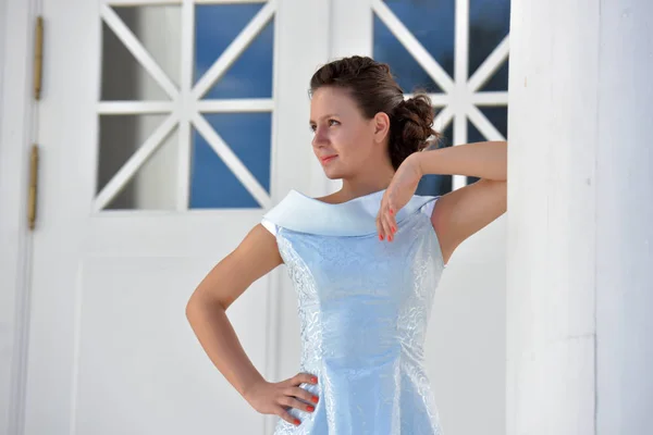 Beautiful Brunette Pale Blue Evening Dress Outdoor — Stock Photo, Image