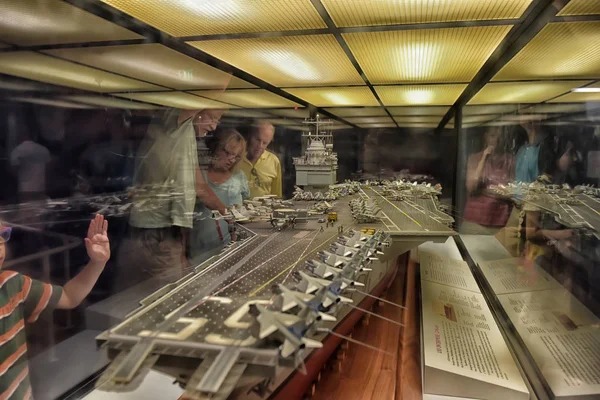 WASHINGTON, DC - 24.06.2016: Museo Nacional del Aire y el Espacio Smithsonian en Washington, DC, visto el 24.06.2016. Posee la mayor colección de aviones históricos y naves espaciales del mundo . —  Fotos de Stock