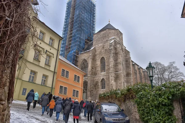 Republica Cehă, Kutna Hora, 07.01,2016, Strada în centrul orașului — Fotografie, imagine de stoc