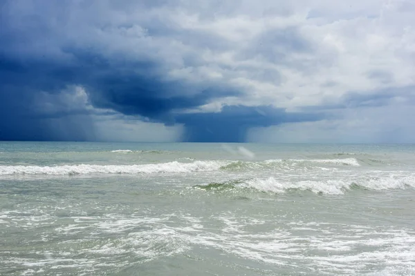 समुद्र ढग थायलंड प्रती पाऊस — स्टॉक फोटो, इमेज