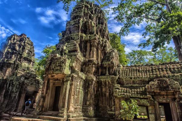 Prasat Ta Prum nebo chrám Ta Prohm komplex, v blízkosti Siem Reap, Kambodža. — Stock fotografie
