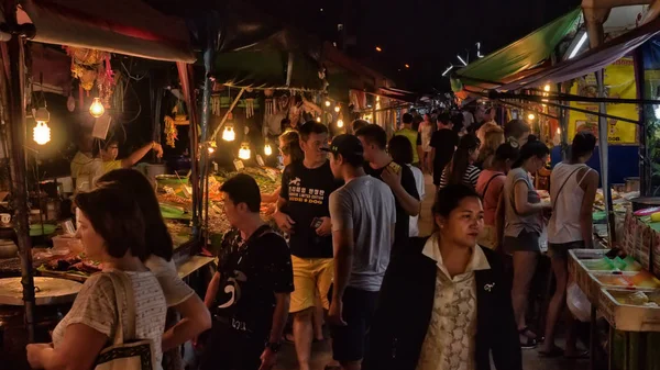 Ταϊλάνδη Pattaya 2017 Νυχτερινή Αγορά Τροφίμων Για Πατάγια — Φωτογραφία Αρχείου