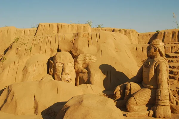 Turkey, Antalya, 24,07,2009 Exhibition of sand sculptures in the open air — Stock Photo, Image