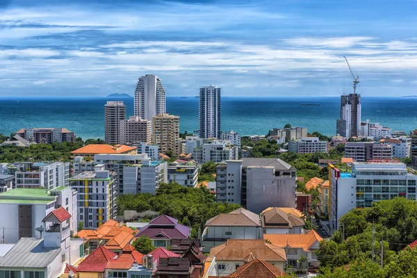 Taliland, Pattaya, 27,06,2017 utsikt över staden från observationsdäck — Stockfoto