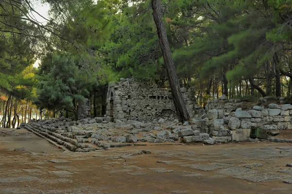 Ciudad vieja Phaselis en Antalya, Turquía - antecedentes arqueológicos —  Fotos de Stock