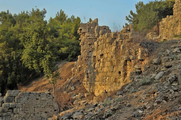 Ciudad vieja Phaselis en Antalya, Turquía - antecedentes arqueológicos — Foto de Stock