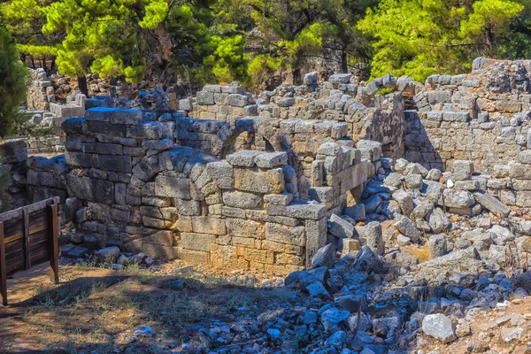 Antik kenti Phaselis Türkiye kalıntıları — Stok fotoğraf