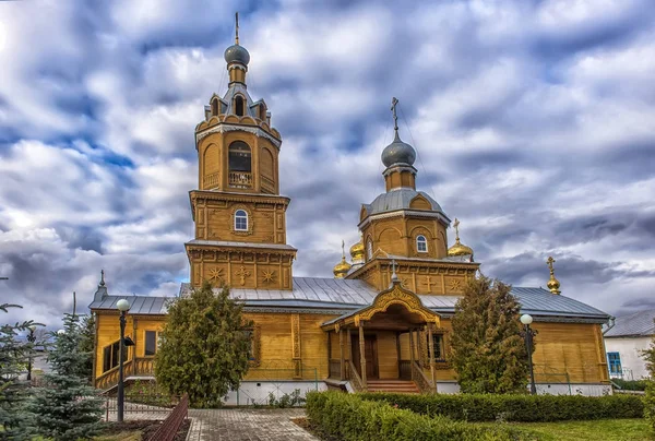 Tikhvin Bogorodichny Uszpenszkojei kolostor egy ortodox nők m — Stock Fotó