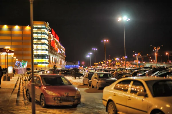 Oroszország, Szentpétervár, 27,01,2013 a modern bevásárló központ — Stock Fotó
