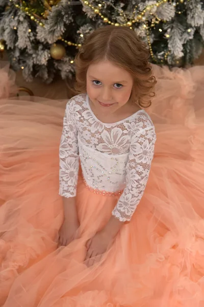 Young girl in a chic  white pink dress — Stock Photo, Image