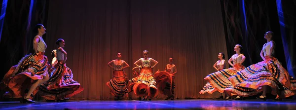 Childrens dance group performs a gypsy dance at an open festiva — 스톡 사진