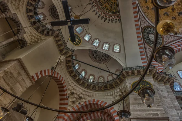 Suleymaniye 사원 (Suleymaniye Camisi), Ist의 인테리어 보기 — 스톡 사진