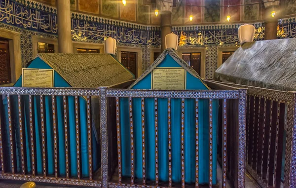 Tomb of turkish sultan Suleyman in Istanbul, Turkey — Stock Photo, Image