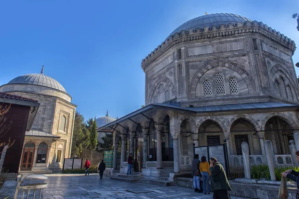 Tomb of the legendary turkish sultan Suleyman and his wife Hurre — Stock Photo, Image