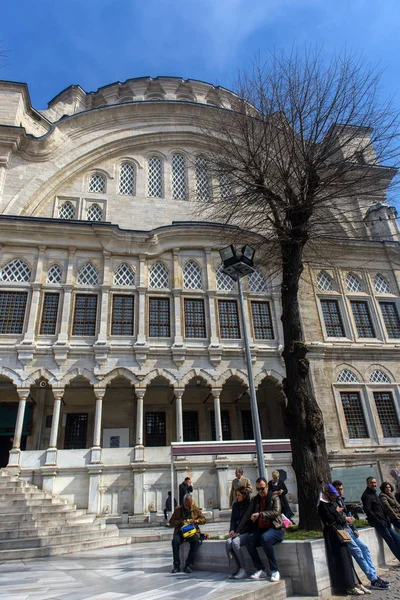 Istanbul Turquia 2018 Vista Exterior Mesquita Nuruosmaniye Mesquita Foi Encomendada — Fotografia de Stock