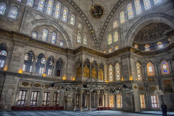 Nuruosmaniye Camii, Istanbul, Türkiye'de iç, — Stok fotoğraf