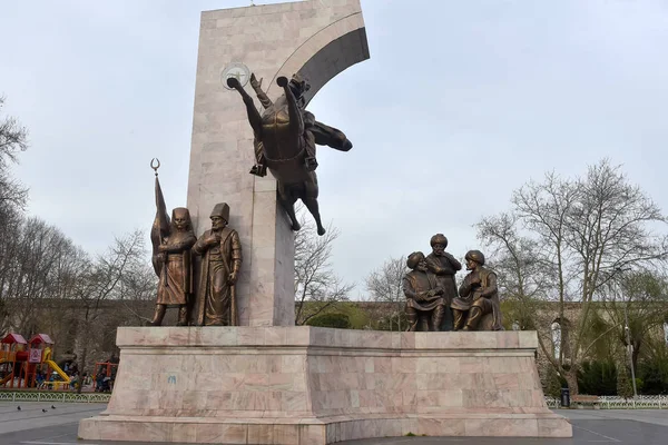 Minnesmerke over Sultan Mehmed II i Faith Park i Istanbul, Tyrkia – stockfoto