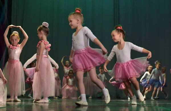Ryssland Petersburg 2016 Open Dance Festival 2016 Barnens Dansgrupp Utför — Stockfoto