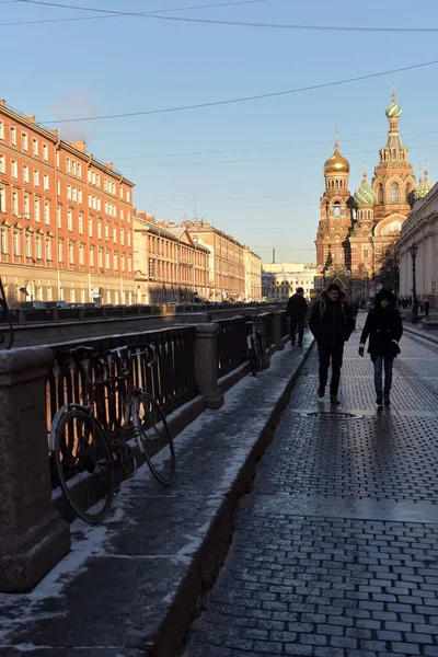 Rosja Sankt Petersburg 2015 Kanał Gribojedowa Zbawiciela Krwi — Zdjęcie stockowe