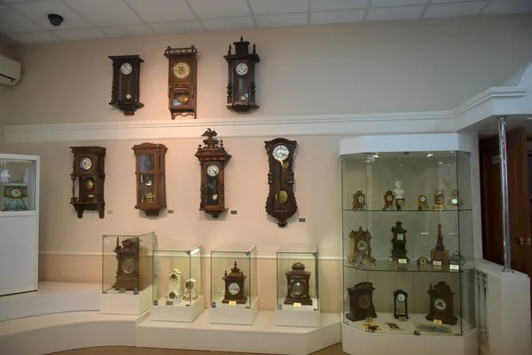 Rusia, Angarsk. 02 / 01 / 2018 Museo del reloj antiguo . —  Fotos de Stock