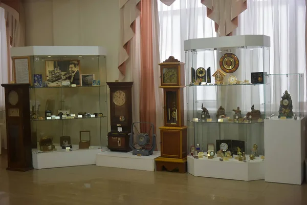 Russland, angarsk. 02 / 01 / 2018 Museum der antiken Uhr. — Stockfoto