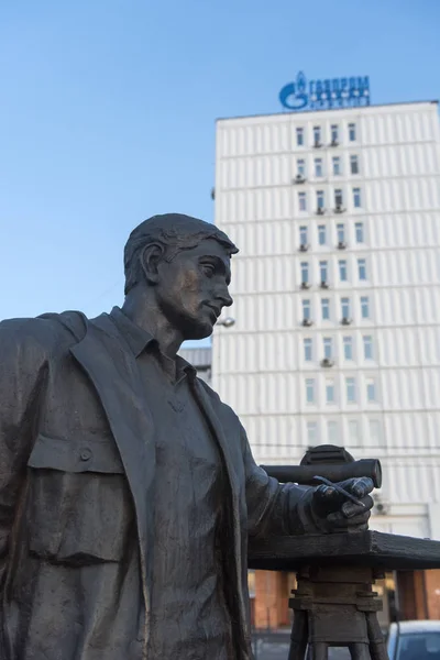 Ryssland Irkutsk 2018 Monument Till Lantmätare Prospektörer Vid Lägre Kajen — Stockfoto