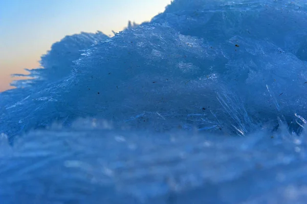 贝加尔湖的冰层接近 — 图库照片