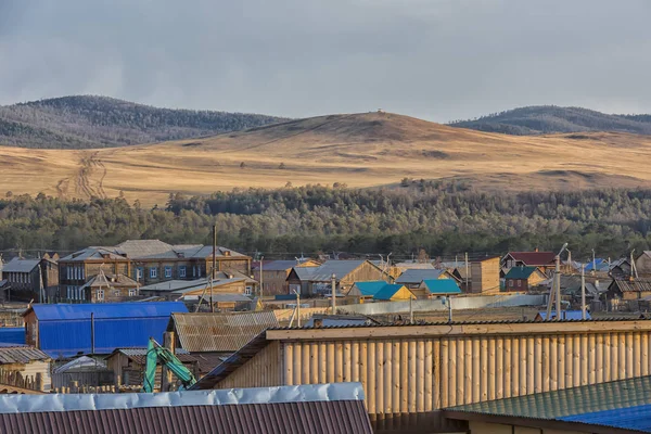 ロシア モンゴルへ 2018 木造住宅フジルの村 — ストック写真