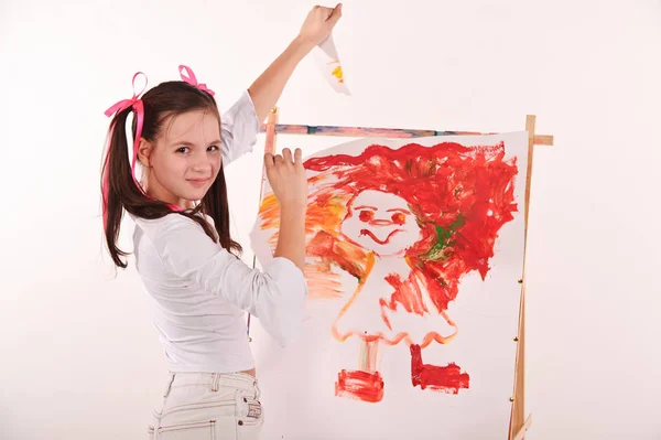 Fille enfant déchire un dessin , — Photo