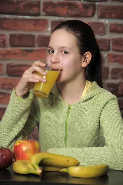 Girl with orange juice and fruits, — 스톡 사진