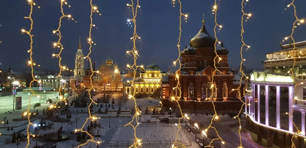 Veduta della piazza centrale di Tula la sera — Foto Stock