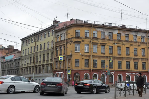 Calle en Petersburg, centro de la ciudad —  Fotos de Stock