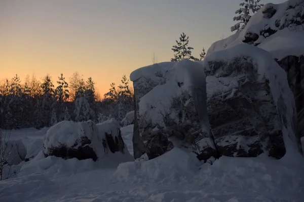 Ruskeala in de winter in de sneeuw — Stockfoto