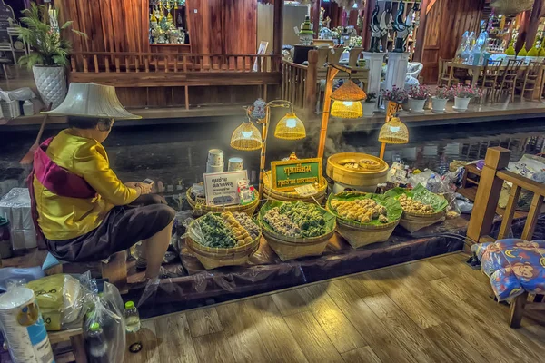 ICONSIAM Shopping Center Inside Food Courts — Fotografie, imagine de stoc