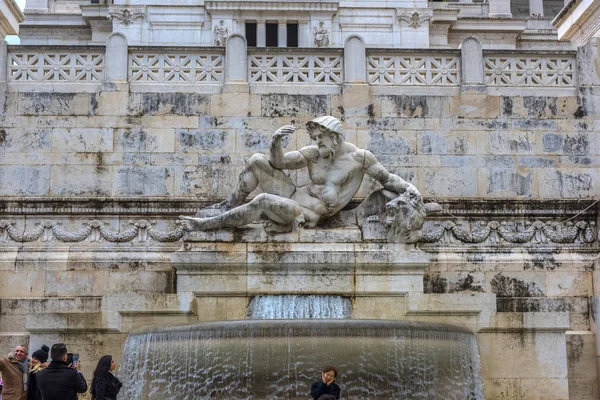 Italien Rom 2018 Skulptur Eines Mannes Aus Weißem Stein Auf — Stockfoto